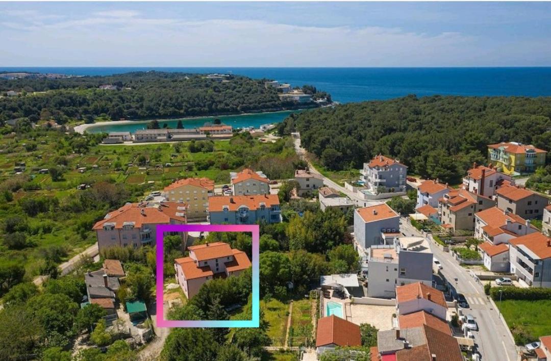 Apartment Tomas Near The Beach プーラ エクステリア 写真